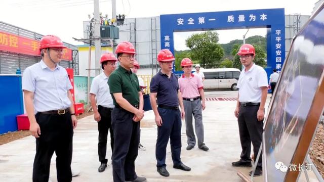 长汀：县长马水清带队调研在建重点项目建设情况