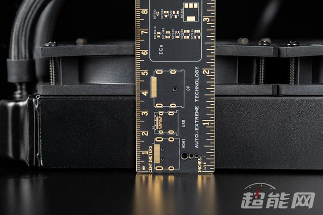 第一款一体式水冷RTX显卡，映众RTX 2080 Ti冰龙黑金版显卡评测