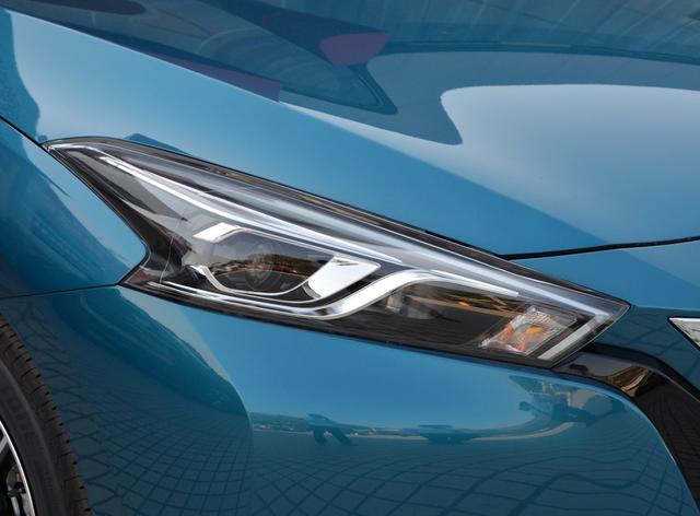 日产蓝鸟终究还是败了！比本田思域帅气，每公里4毛+国六，9.59W