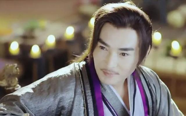 他是武侠剧第一男神，将上亿家产留给出轨的前妻，为何这么傻？