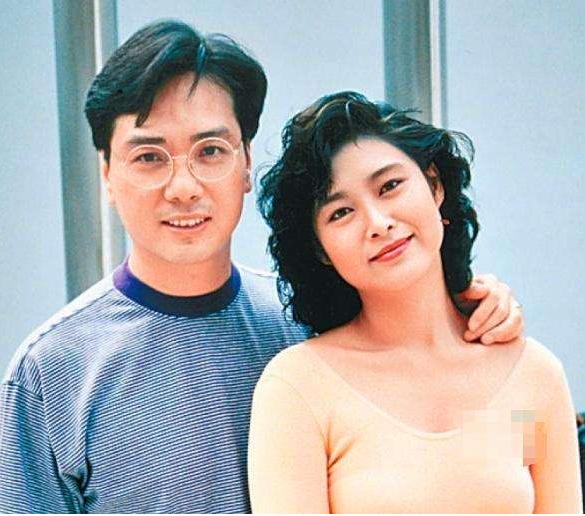 1985年,首届亚洲小姐选美,冠亚军皆没落,季军却靠