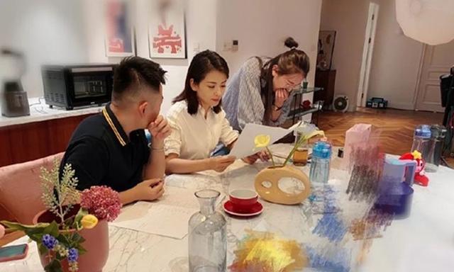 刘涛直播卖房,学刘敏涛跳女团舞,被疑和老公婚变为了蹭热度真拼了