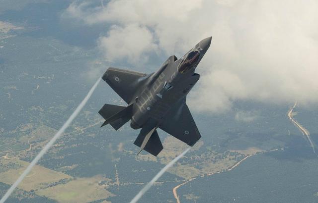 为拉拢土耳其，白宫又收回了成命，土可继续参与F35项目