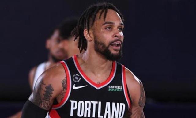 四場比賽轟22顆三分！又一個二輪秀崛起？Lillard吹爆：從沒見有人可以進步這麼快！（影）-黑特籃球-NBA新聞影音圖片分享社區