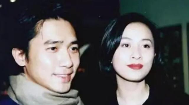 30年前，帮刘嘉玲摆平"绑架案"，夺回照片的陈慧敏是什么来头