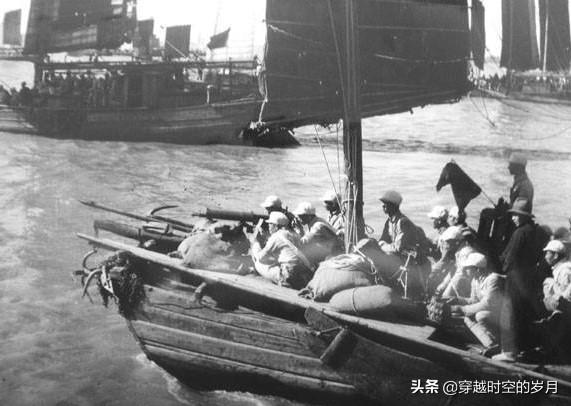 渡江战役中，因为“紫石英”号事件，中英双方