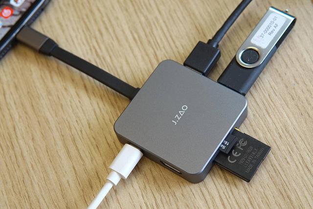 小米9还能再战两年，只因入手了京造便携扩展坞