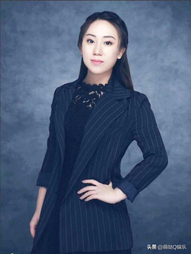 她和小沈阳一起搭档上春晚，成名后突然闪婚如今美成了这样。