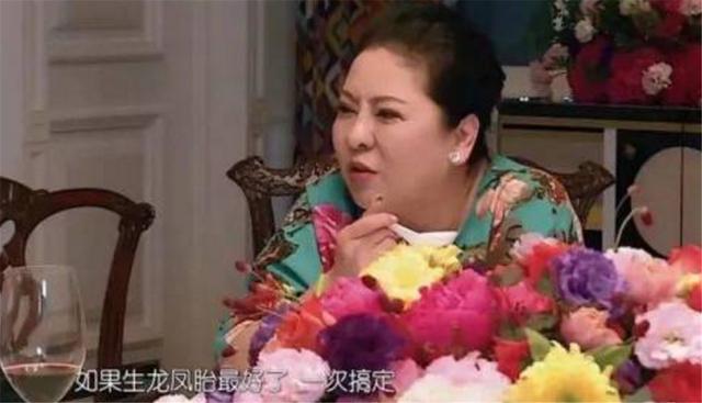 郭碧婷删光向佐相关动态，坦言"悔不当初"，嫁给向家真的好累？