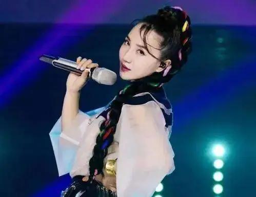 经纪人跟阿朵说的四句话指出她当前困境，姐姐