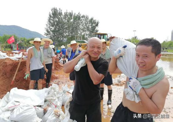 湖北武穴：聚焦住建系统众志成城战洪图