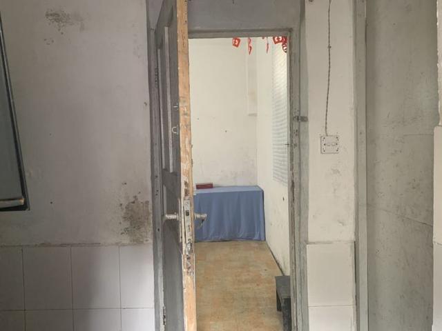為學(xué)區(qū)，84萬買個“茅草屋”，這事你怎么看？