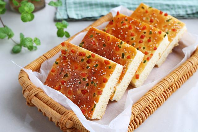 早餐别吃油条，赶紧试试这个，无油无水，葱香十足，吃一次就上瘾