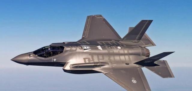 都有五代机了，为什么还要生产歼16？专家：有些事歼20做不到