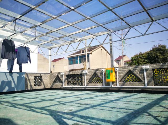 【公共安全专项整治】警民联手打造群租房“样板间”