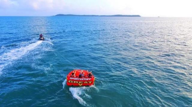 人均500元！这座有海有羊有草原的小城，随手一拍尽显异国风情