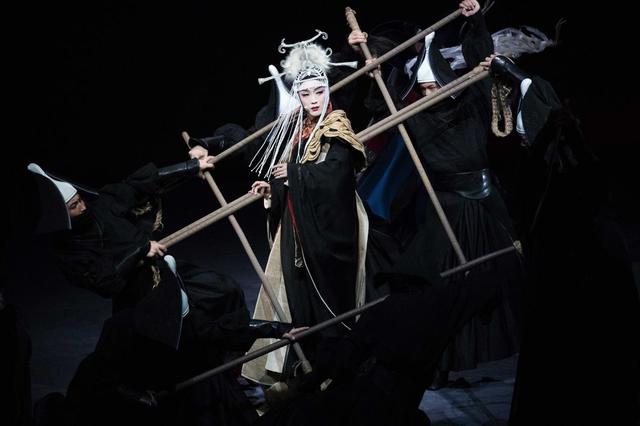 導(dǎo)演也追星！頒獎(jiǎng)典禮劉苗苗“表白”李玉剛