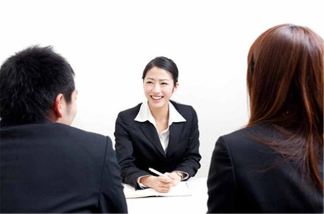 面试问：灭字加一笔是啥字？女子淡定回答，结