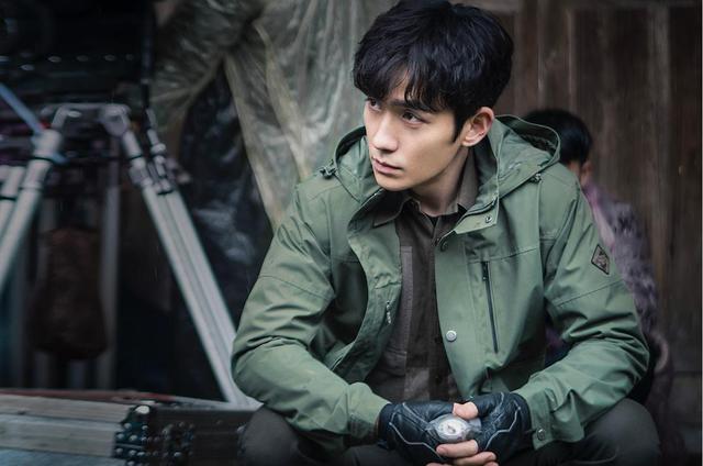 总演配角也能流量不减，低调内敛，粉丝给力，这次预定最帅吴邪