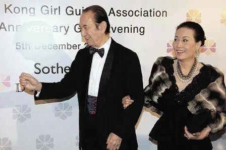 赌王讣闻曝光，多个17子，四太梁安琪转正，奚梦瑶名字醒目