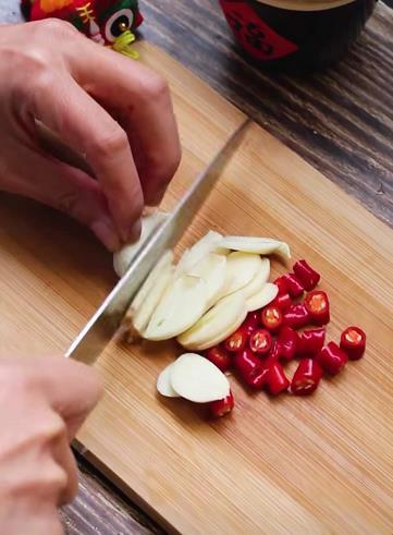 白萝卜这样做，超嫩爽脆夏季必备