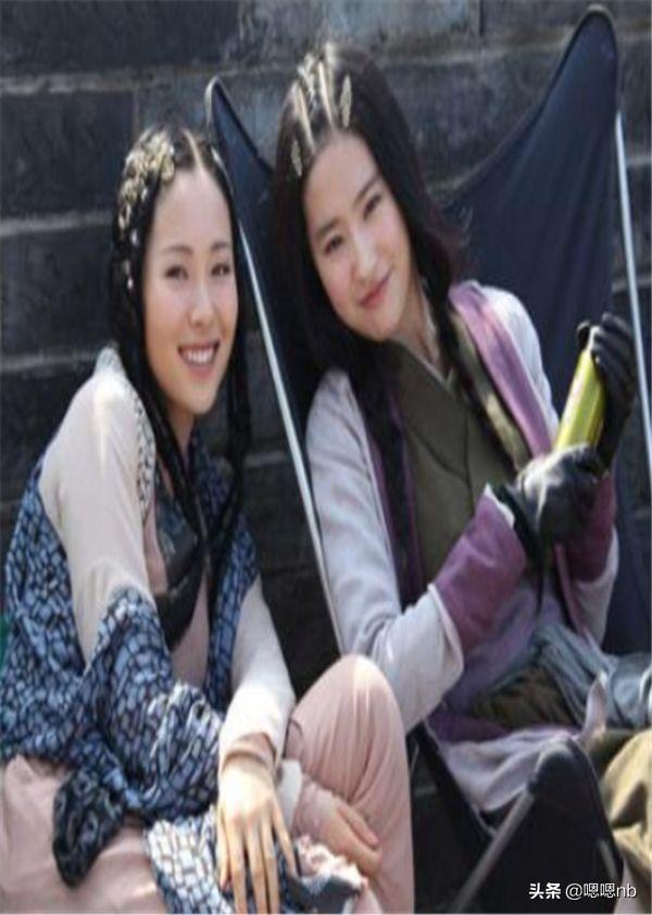 刘亦菲的四位同学，前三位大红大紫，唯独她逐