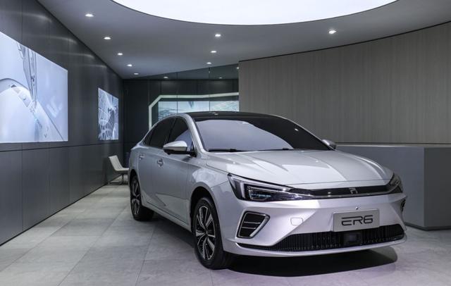 发布全新R标和新狮标，上汽荣威开启全面升级向