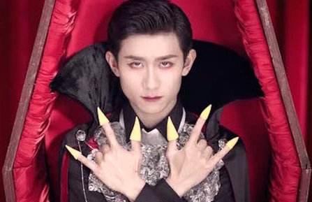 早些年明星拍的“奇葩”广告，网友调侃：第四