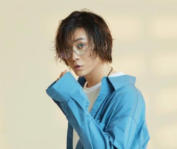 张大仙又被点名了？照片出现在央媒首页，虎牙血赚斗鱼哭了！