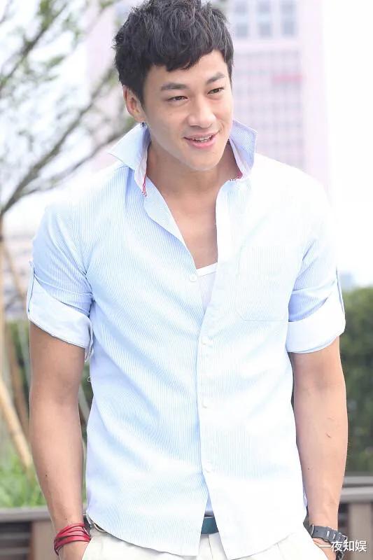 5位相貌平平演高富帅的男星，何润东的欧辰就算