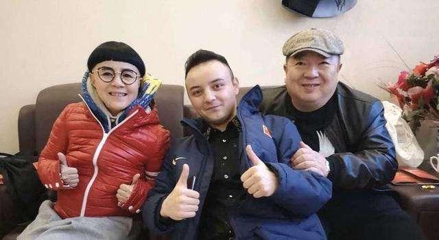 阿尔法：5岁上春晚爆红，18秃顶引群嘲，今21岁颜值重回巅峰