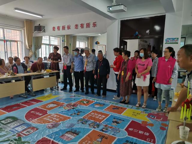 【我们的节日】市妇联开展“浓情迎端午，香包送祝福”活动