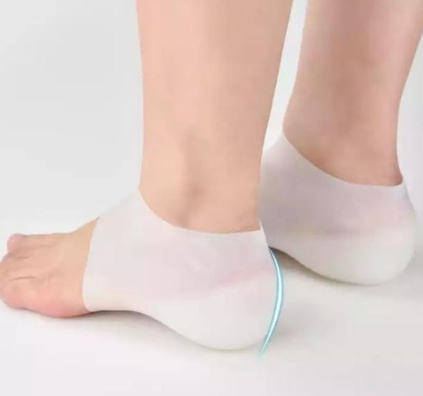 你还在为了身高矮烦恼吗？试试这款硅胶鞋垫，