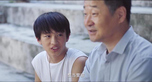 《隐秘的角落》被过度解读，心中有爱看到希望