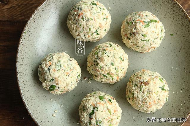 进入三伏天，不吃肉也要吃这丸子，营养低卡不油腻，味道特鲜美