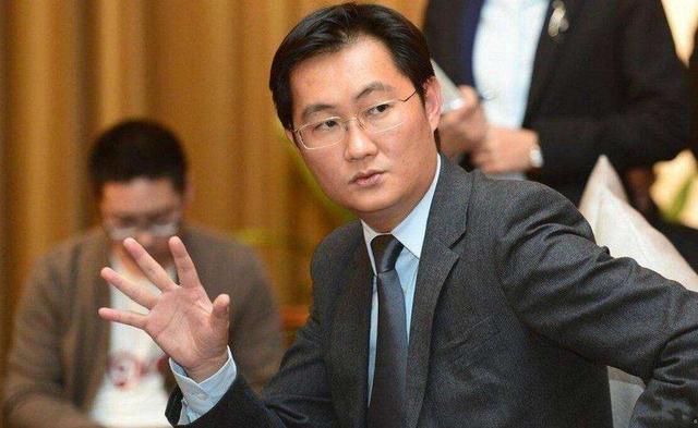 被好友悄悄拉黑，微信朋友圈出现“一条线”？两个方法快速辨别