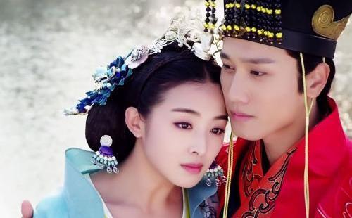 曾和刘德华暧昧不清，还被曝大尺度不雅照！国民妹妹还能洗白吗？