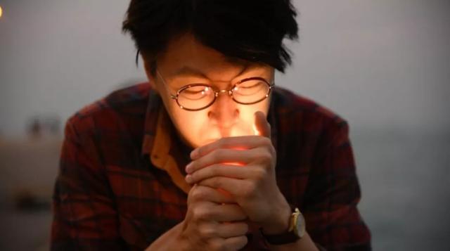 如果当下的香港现实是对的，那么过去的香港电影就是错的