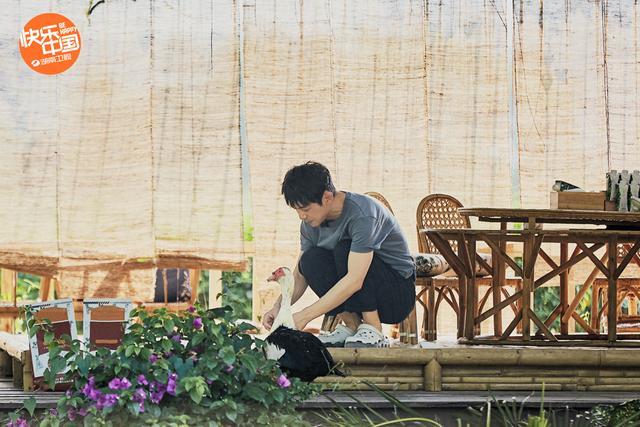 《向往的生活》嘉宾送书，妹妹贴心，第一次看