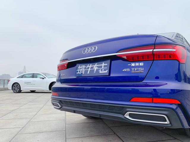 手握40万，开完宝马5系，再换到奥迪A6L上，对比后差距明显