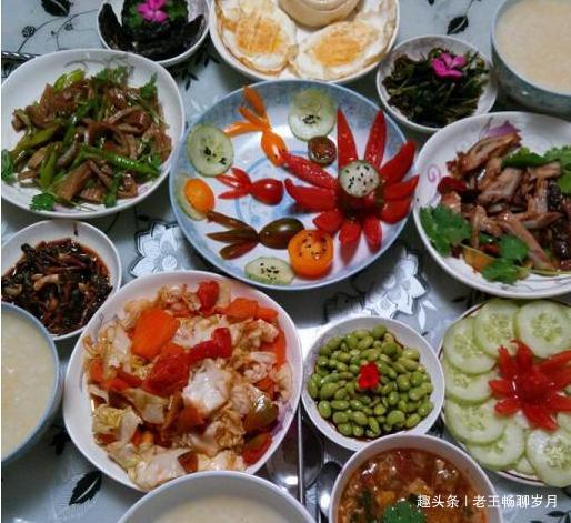 出嫁了，爸媽說沒有一分嫁妝給我，婚後卻三天兩頭來請老公吃飯！