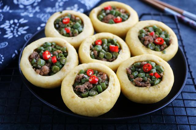 1碗玉米面1把豆角，簡單一做，既當菜又當飯，全家人都愛吃
