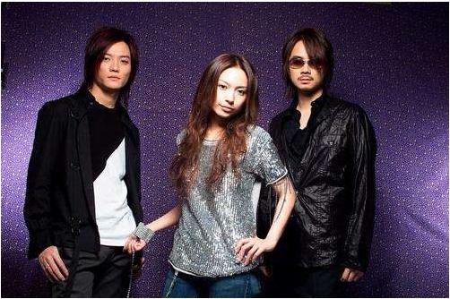 歌手詹雯婷近照曝光！波波头穿紫色运动服像大妈，39岁素颜认不出