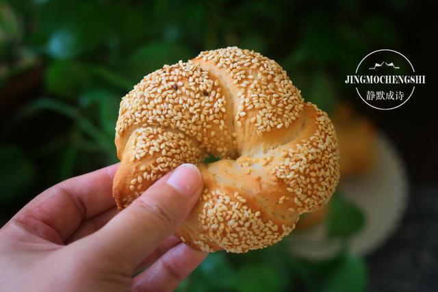 无油低卡的土耳其面包圈，吃着没负担，做法超简单，爱上了