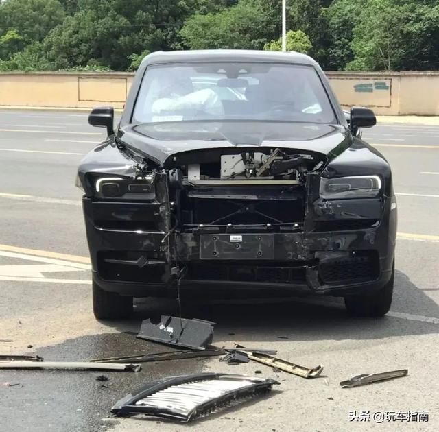 『相撞』劳斯莱斯与长安相撞损失上百万 莫要道德绑架认清违法现实