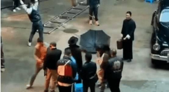 59岁华仔怕老？为什么帅是港片劳模刘德华一生无