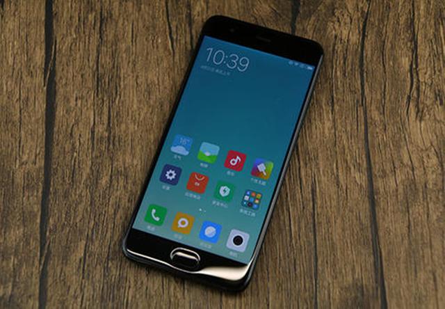 雷军不再“耍猴”，钉子户小米6更新MIUI12，米粉不吐不快