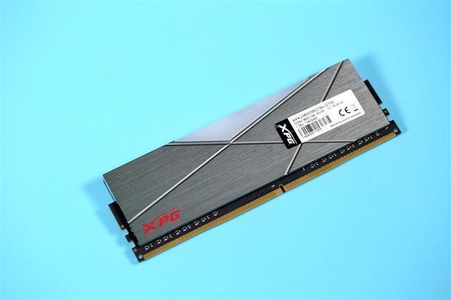 特挑海力士C-DIE颗粒！XPG龙耀D50 3600MHz内存评测：稳超4500MHz