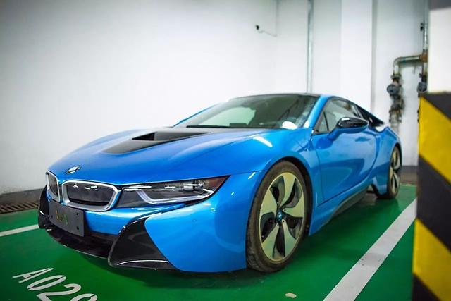 武汉豪车最多的7家停车场大曝光！贫穷限制了你