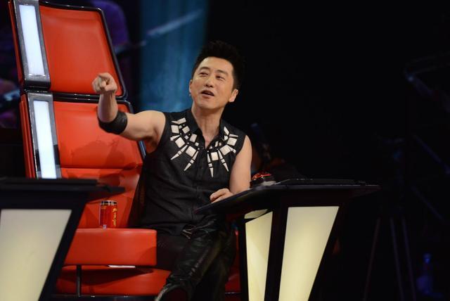 庾澄庆粉丝挑大梁，发文怒斥伊能静，当年的八卦也是够乱的